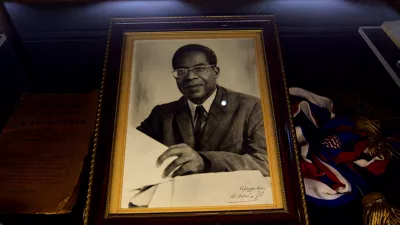 photo d'un cadre d'aimé césaire du musée d'aimé césaire