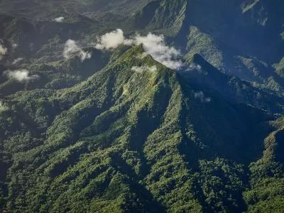 photo drone montagne pelée